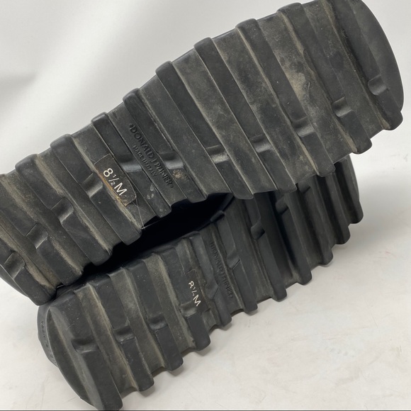 Donald J Pilsner black leather shoes ridged bottom - Picture 6 of 6